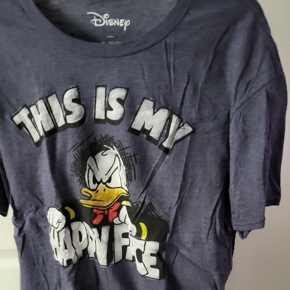 Men's T shirt